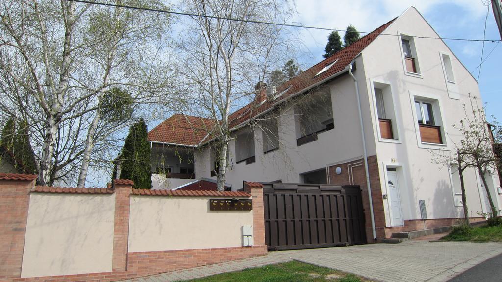 Hévíz Appartement Mezzanine מראה חיצוני תמונה