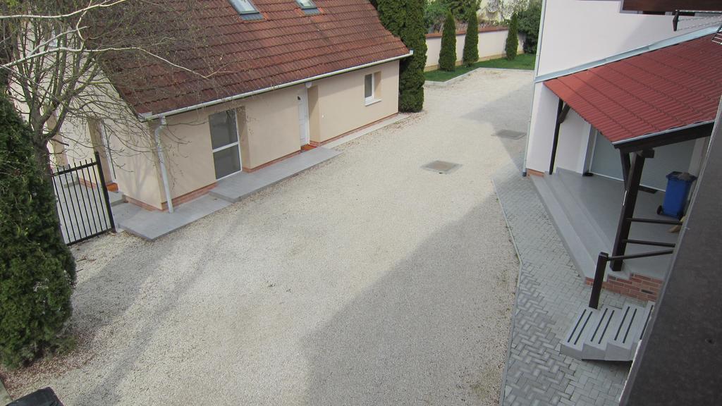 Hévíz Appartement Mezzanine מראה חיצוני תמונה